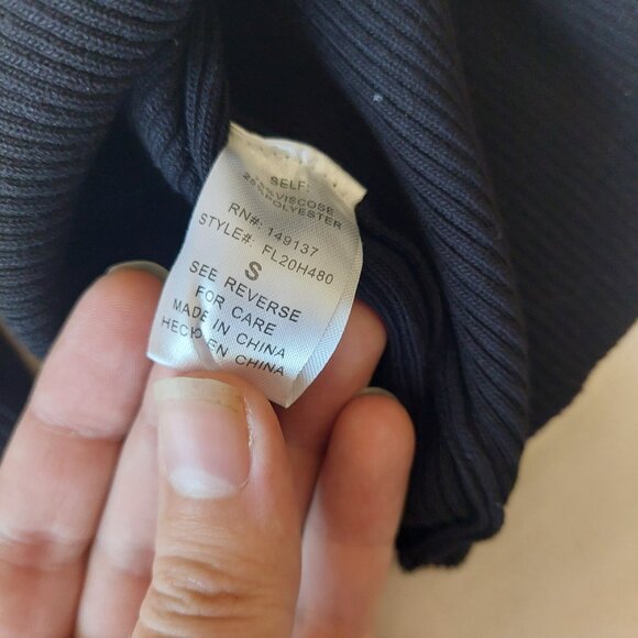 Hyfve Twist-Knot Long-Sleeve Top Size Small - Picture 4 of 4